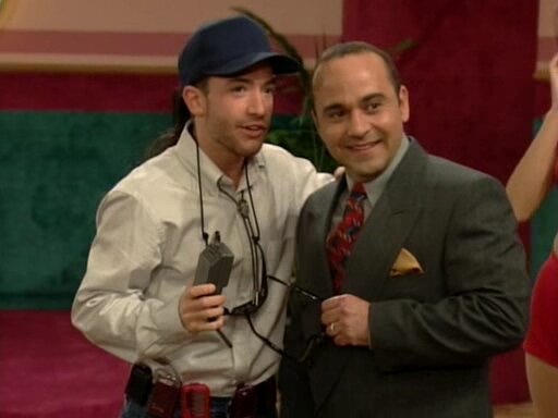 The Hood, the Bud and the Kelly (1)