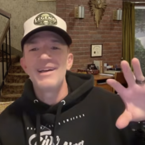 Private Bundy Club Zoom with David Faustino